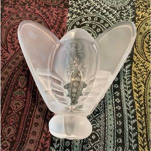 Vannes Le Chatel French Crystal Art